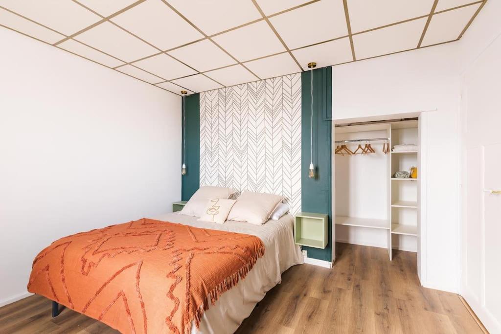Appartement Cozy En Face De La Gare - Saint-Brieuc Buitenkant foto