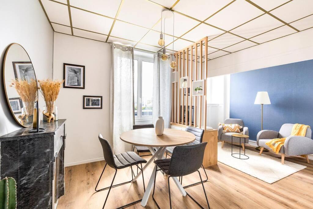 Appartement Cozy En Face De La Gare - Saint-Brieuc Buitenkant foto